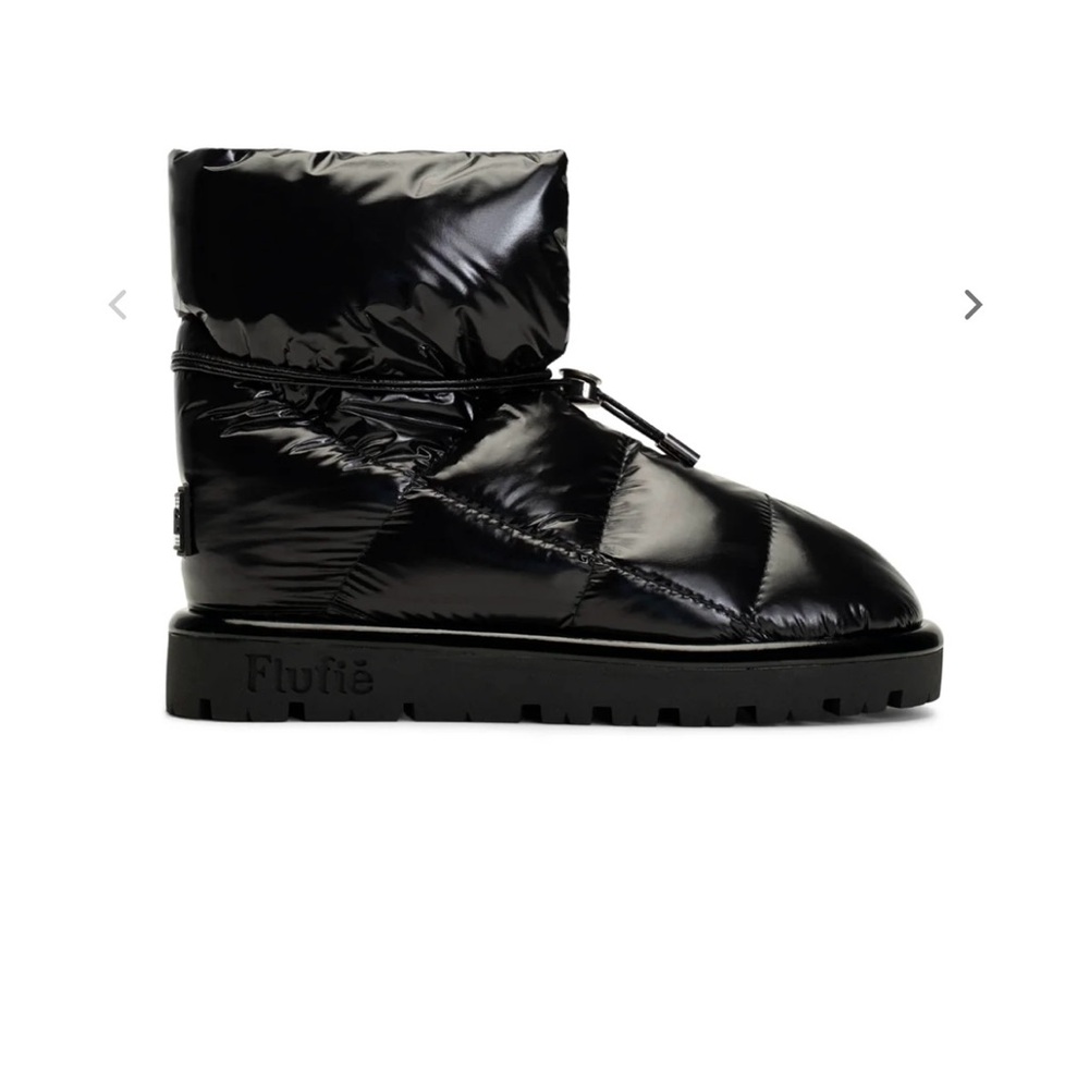 Flufié Shiny Black Down Bootie